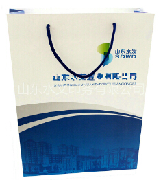 為什么大多紙袋為什么大多紙袋定制多青睞于牛皮紙？定制多青睞于牛皮紙？