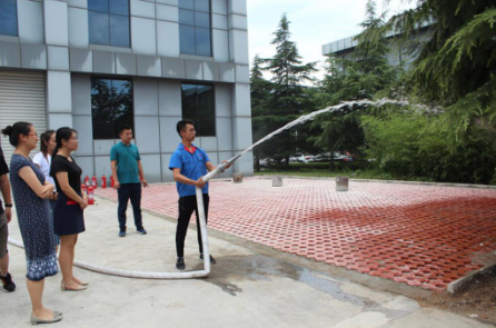 【水文印務(wù)】水文印務(wù)組織開展“安全生產(chǎn)月”消防大演練活動